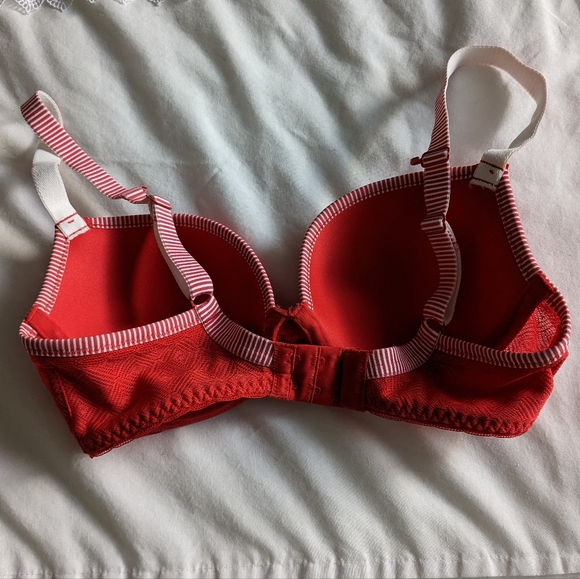 NWOT Freya Deco Bra, Red, US Size 28DDD - Picture 5 of 6